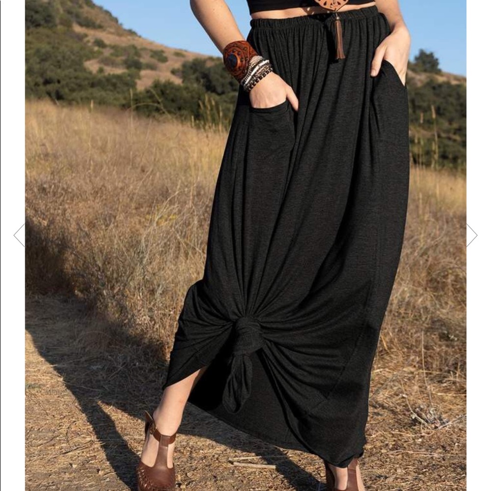 Three Bird Nest Pocketed Maxi Skirt